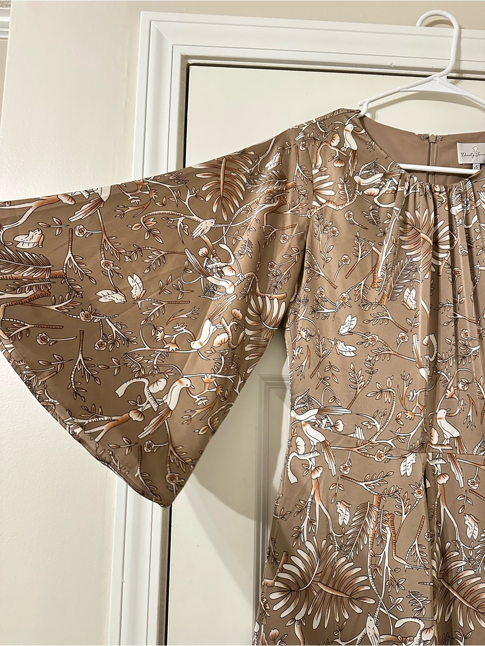 Dainty Jewells Taupe Maxi Dress with White Floral Pattern - Picture 3 of 4